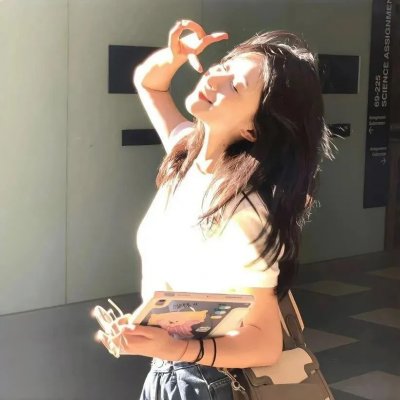 女王与叛徒